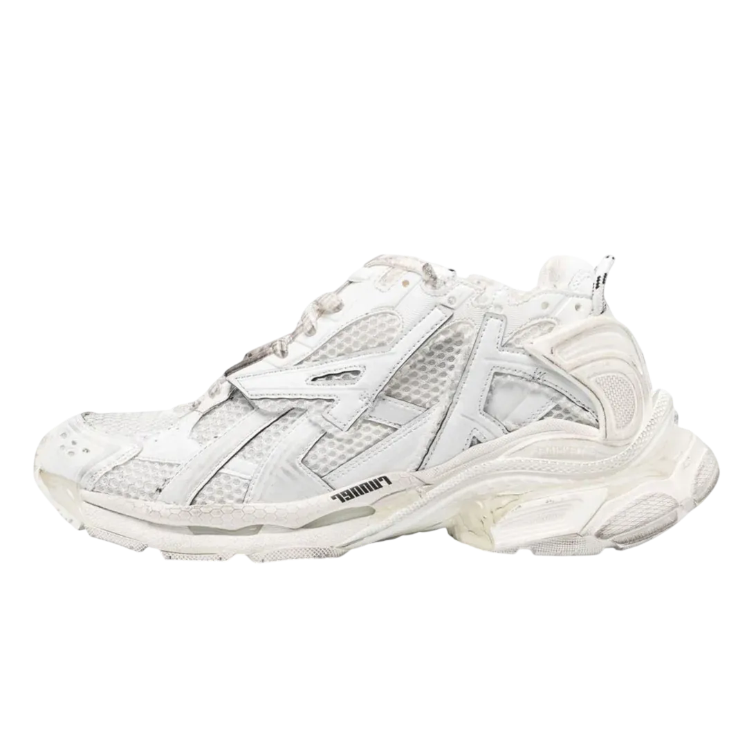 Track Runner White